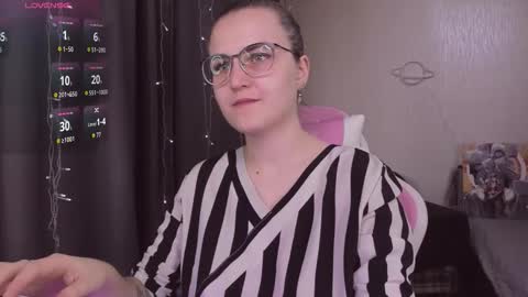 Eva online show from 10/30/25, 10:06