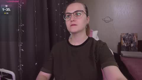 Eva online show from 11/25/25, 10:59