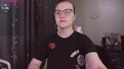 Eva online show from 12/20/25, 11:06