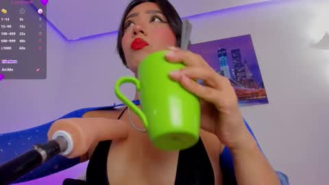 Snapshot of eva_rain chatting on 10/06/25, 06:44 Eva online show from 10/06/25, 06:44