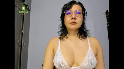 Eva online show from 04/05/26, 04:15