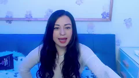 Snapshot of eva_rosell chatting on 09/11/25, 02:28 Eva online show from 09/11/25, 02:28