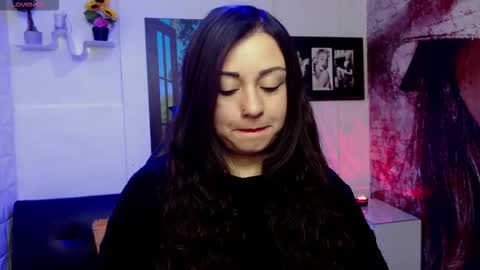 Snapshot of eva_rosell chatting on 10/14/25, 02:51 Eva online show from 10/14/25, 02:51