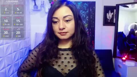 Snapshot of eva_rosell chatting on 10/20/25, 02:28 Eva online show from 10/20/25, 02:28