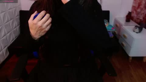 Eva online show from 04/17/26, 02:09