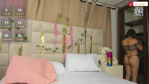 Eva  online show from 09/19/25, 11:55