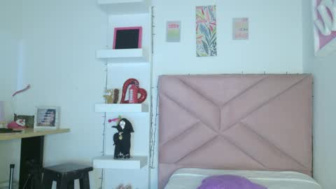 Eva Sin online show from 04/08/26, 11:16