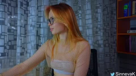 Snapshot of eva_sinn chatting on 02/04/25, 07:00 Hi there i am Eva and i wish create a nice community with you so join my Ticket Show for more pleasure online show from 02/04/25, 07:00