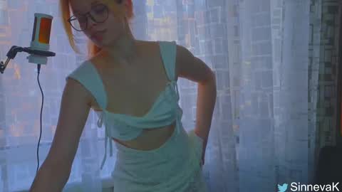 Snapshot of eva_sinn chatting on 02/26/25, 01:19 Hi there i am Eva and i wish create a nice community with you so join my Ticket Show for more pleasure online show from 02/26/25, 01:19
