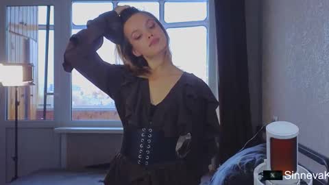 Snapshot of eva_sinn chatting on 10/21/25, 10:27 Hi there i am Eva and i wish create a nice community with you so join my Ticket Show for more pleasure online show from 10/21/25, 10:27