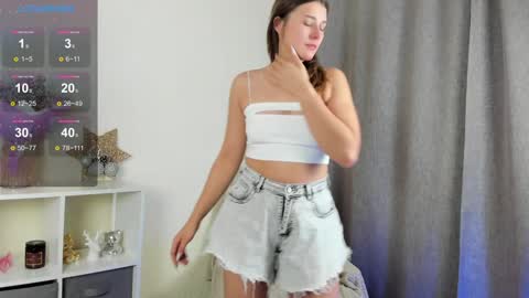 eva_toy online show from 12/22/24, 03:22