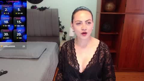 Snapshot of eva_villa chatting on 12/12/24, 01:17 Eva online show from 12/12/24, 01:17