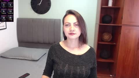 Snapshot of eva_villa chatting on 02/18/25, 01:00 Eva online show from 02/18/25, 01:00