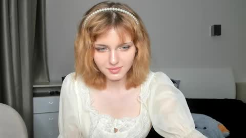 Snapshot of eva_vv chatting on 05/27/26, 06:10 Eva online show from 05/27/26, 06:10