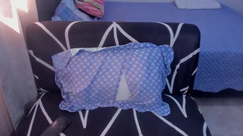 Eva online show from 10/15/25, 01:44