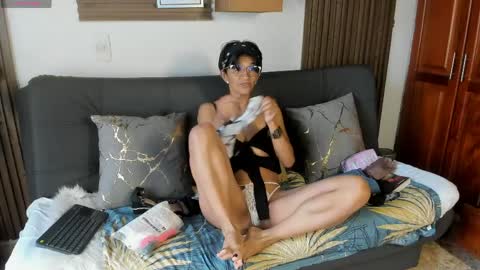 Snapshot of evaa_campbell chatting on 04/08/26, 02:06 Eva online show from 04/08/26, 02:06