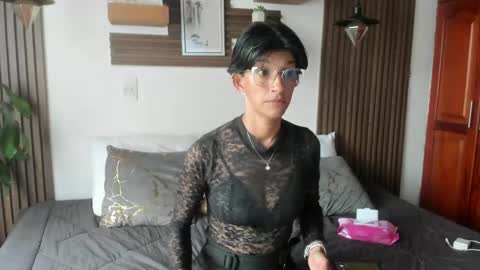 Snapshot of evaa_campbell chatting on 04/15/26, 07:58 Eva online show from 04/15/26, 07:58