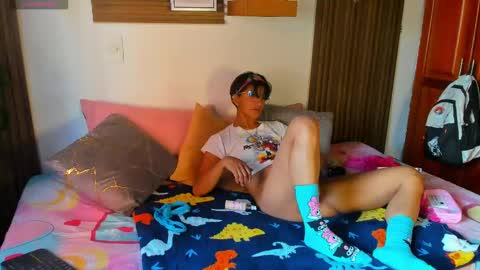 Snapshot of evaa_campbell chatting on 04/22/26, 02:07 Eva online show from 04/22/26, 02:07