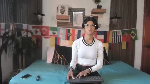 Snapshot of evaa_campbell chatting on 06/27/26, 12:10 Eva online show from 06/27/26, 12:10