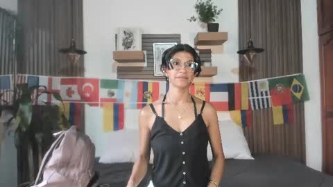 Snapshot of evaa_campbell chatting on 07/04/26, 12:11 Eva online show from 07/04/26, 12:11