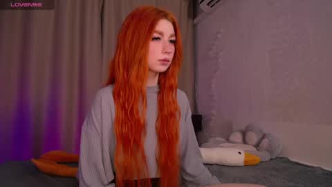 Snapshot of evaa_moonn_ chatting on 12/17/24, 07:18 Eva online show from 12/17/24, 07:18