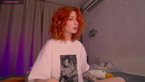 Snapshot of evaa_moonn_ chatting on 01/27/25, 10:38 Eva online show from 01/27/25, 10:38