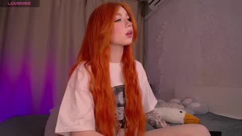 Snapshot of evaa_moonn_ chatting on 03/08/25, 09:06 Eva online show from 03/08/25, 09:06