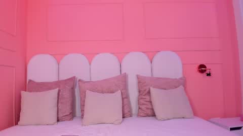 Eva online show from 02/20/25, 10:26