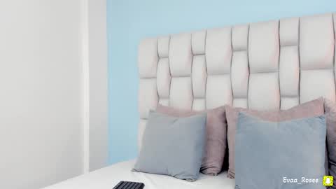 Eva online show from 12/13/25, 07:53