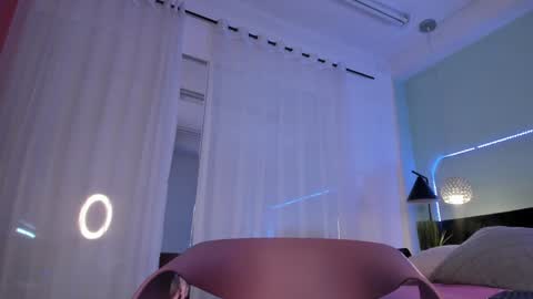 Snapshot of evaa_stevens chatting on 02/05/25, 05:53 julieth online show from 02/05/25, 05:53