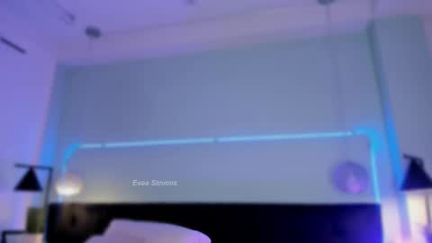 Snapshot of evaa_stevens chatting on 03/01/25, 02:13 julieth online show from 03/01/25, 02:13