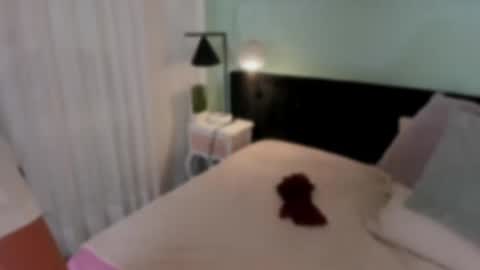 Snapshot of evaa_stevens chatting on 09/16/25, 01:23 julieth online show from 09/16/25, 01:23