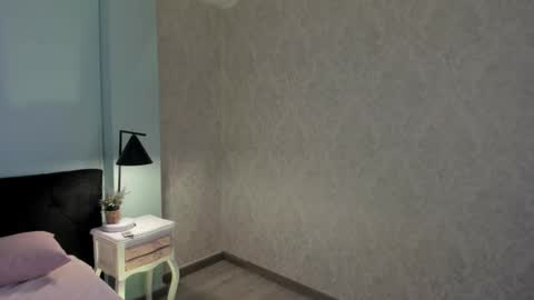 Snapshot of evaa_stevens chatting on 09/29/25, 01:16 julieth online show from 09/29/25, 01:16