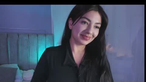 Snapshot of evaa_stevens chatting on 12/05/25, 08:16 julieth online show from 12/05/25, 08:16