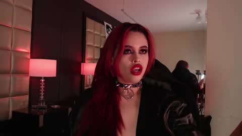 Snapshot of evaafoxxy_ chatting on 02/17/25, 06:04 evaafoxxy_ online show from 02/17/25, 06:04