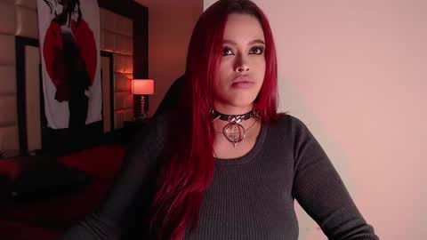 Snapshot of evaafoxxy_ chatting on 02/27/25, 12:02 evaafoxxy_ online show from 02/27/25, 12:02