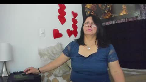 Snapshot of evaaross chatting on 02/23/25, 02:46 Eva online show from 02/23/25, 02:46