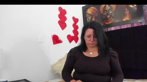 Snapshot of evaaross chatting on 03/02/25, 01:49 Eva online show from 03/02/25, 01:49