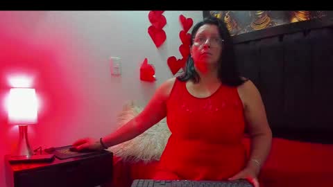 Snapshot of evaaross chatting on 03/06/25, 08:05 Eva online show from 03/06/25, 08:05