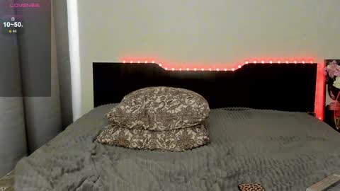 Eva online show from 02/05/25, 07:39