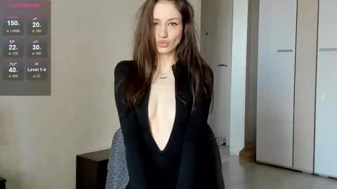 Eva online show from 09/18/25, 08:38