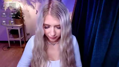 Snapshot of evacadooo chatting on 07/10/26, 03:22 Eva online show from 07/10/26, 03:22