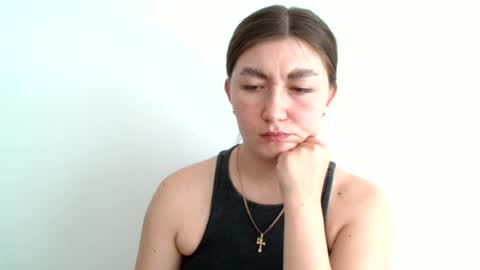 Snapshot of evachaturbatte chatting on 06/27/26, 06:29 Evachaturbatte online show from 06/27/26, 06:29