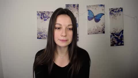 Snapshot of evaeldis chatting on 04/18/26, 04:33 Eva online show from 04/18/26, 04:33