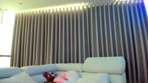 Snapshot of evagomez chatting on 09/30/25, 07:41 Eva Gomez online show from 09/30/25, 07:41