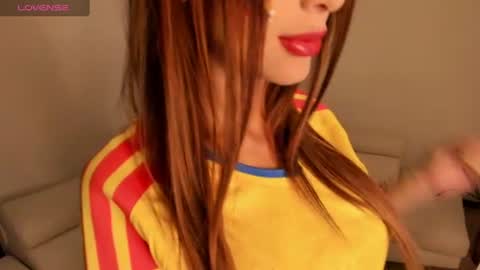 Snapshot of evagomez chatting on 06/18/26, 03:18 Eva Gomez online show from 06/18/26, 03:18
