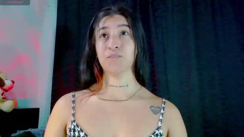 Snapshot of evah_lee chatting on 10/15/25, 03:39 Evah Lee online show from 10/15/25, 03:39