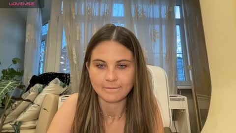 Snapshot of evahazardd chatting on 03/15/26, 03:40 EvaHazard online show from 03/15/26, 03:40