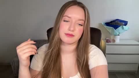 Eva online show from 04/17/26, 06:49