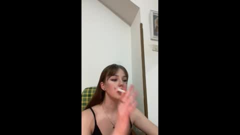 Snapshot of evakapnist chatting on 02/27/26, 09:15 evakapnist online show from 02/27/26, 09:15